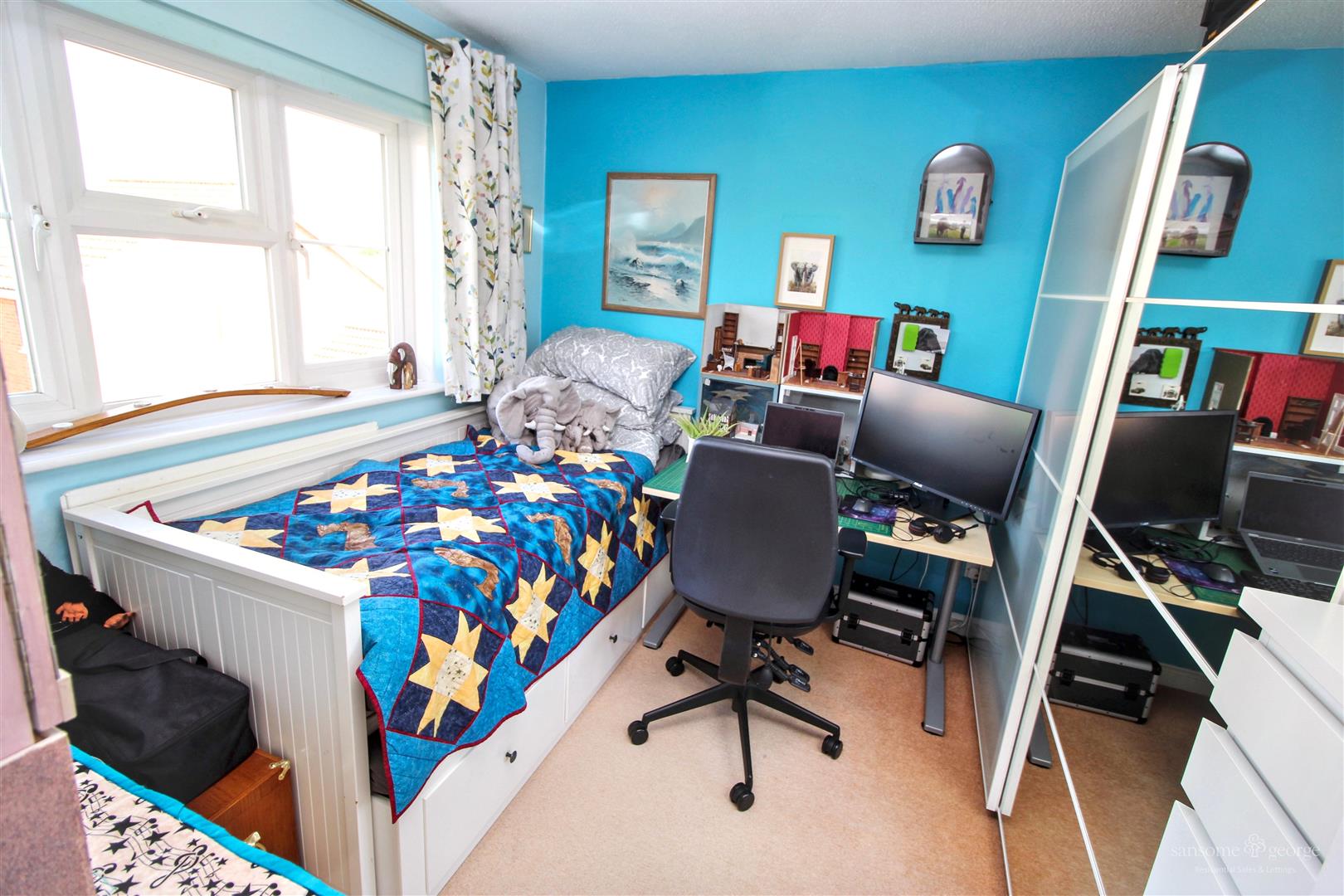 Hawley Close, Calcot, Reading